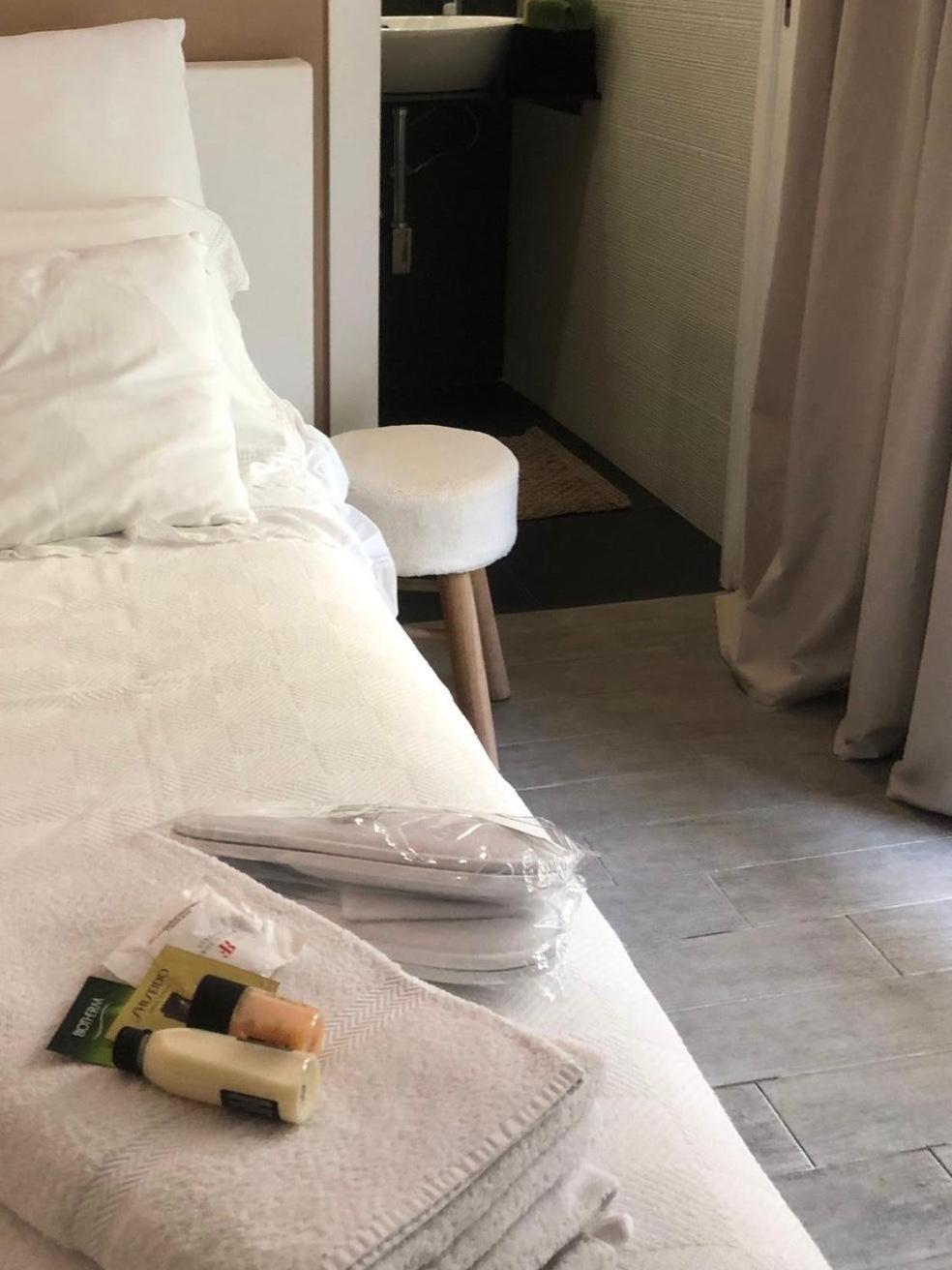 Room Mondello 5 Екстер'єр фото